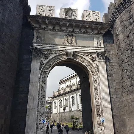 Bed & Breakfast Thousand Colors